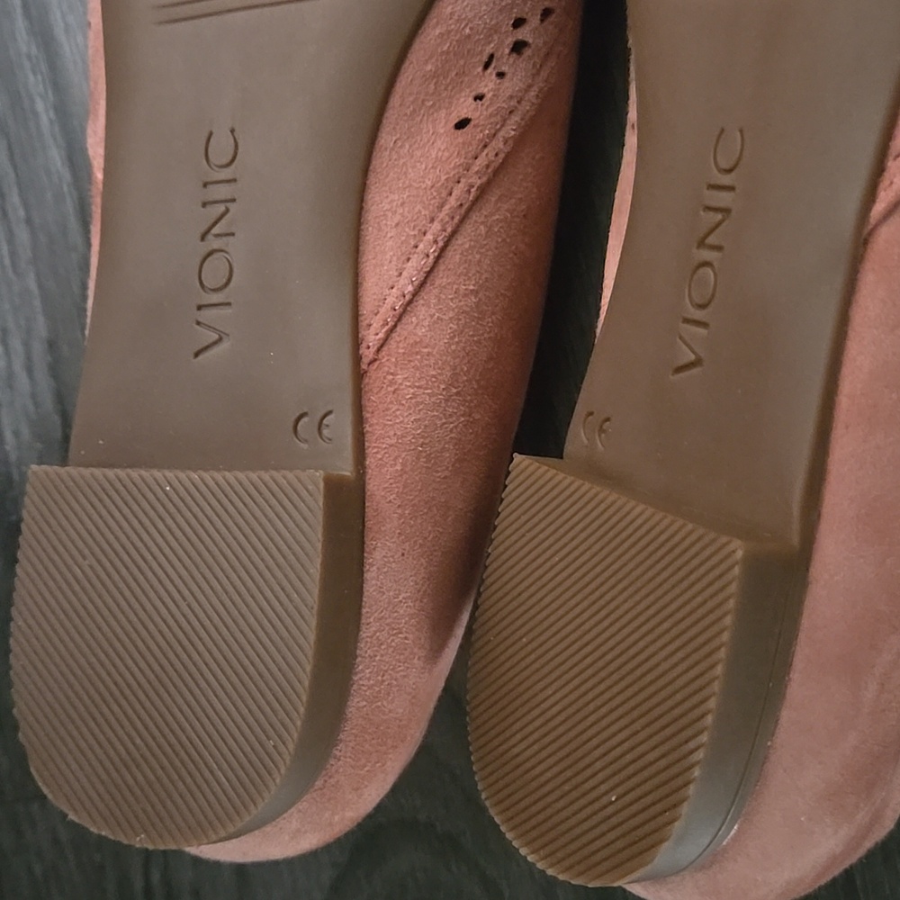 [NEW] Vionic Dusty Pink Carmela Perf Suede Flats Size 6 - Picture 5 of 9